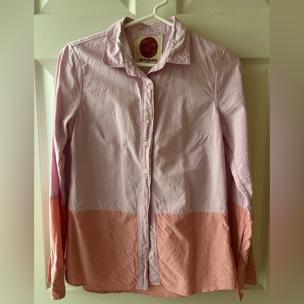 Vintage two-toned pink button down